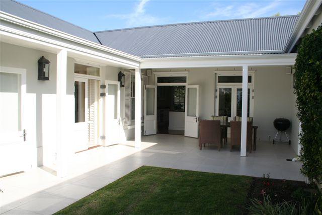 4 Bedroom Property for Sale in Steenberg Estate Western Cape